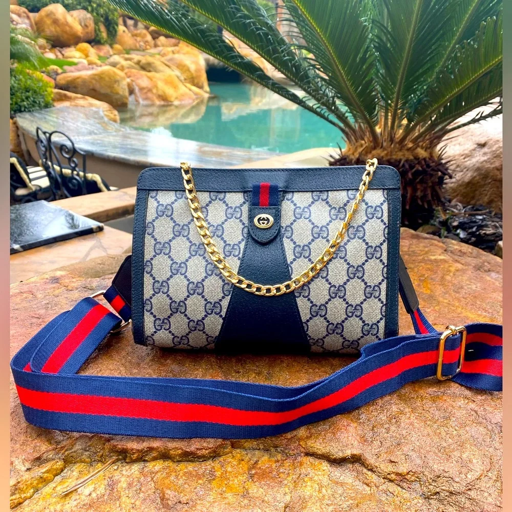 Rare authentic 70’s GUCCI stunner bag ! Crossbody or clutch this purse is it - Picture 1 of 15
